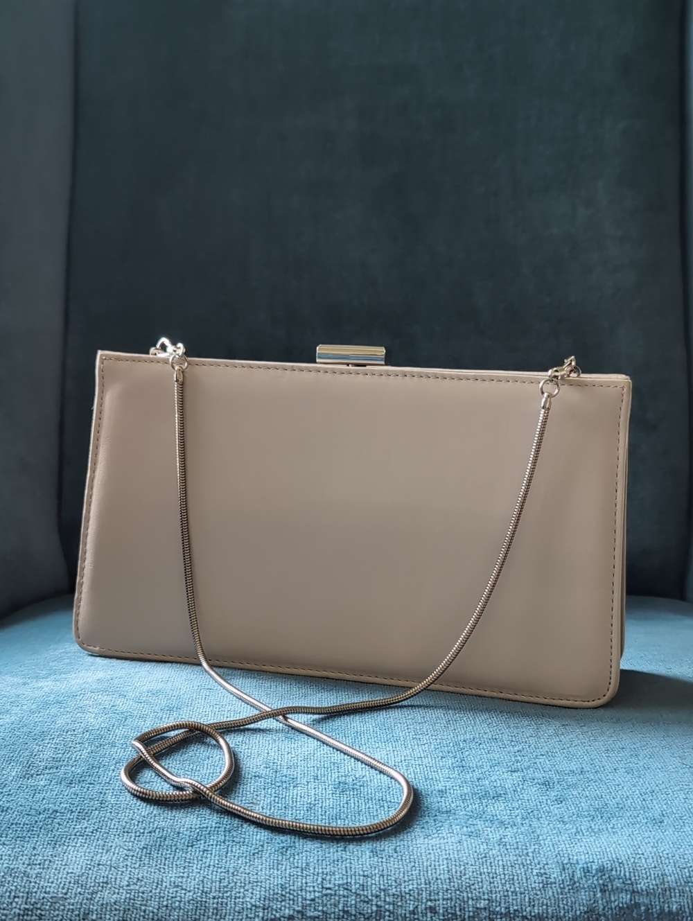 Giani Bernini Elegant Cream Chain-Strap Women's Clutch